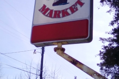 Bethel Market Sign